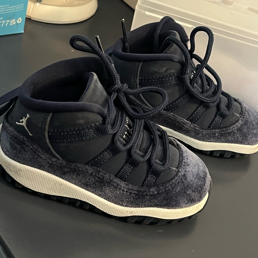 Midnight Blue Velvet Jordan 11s